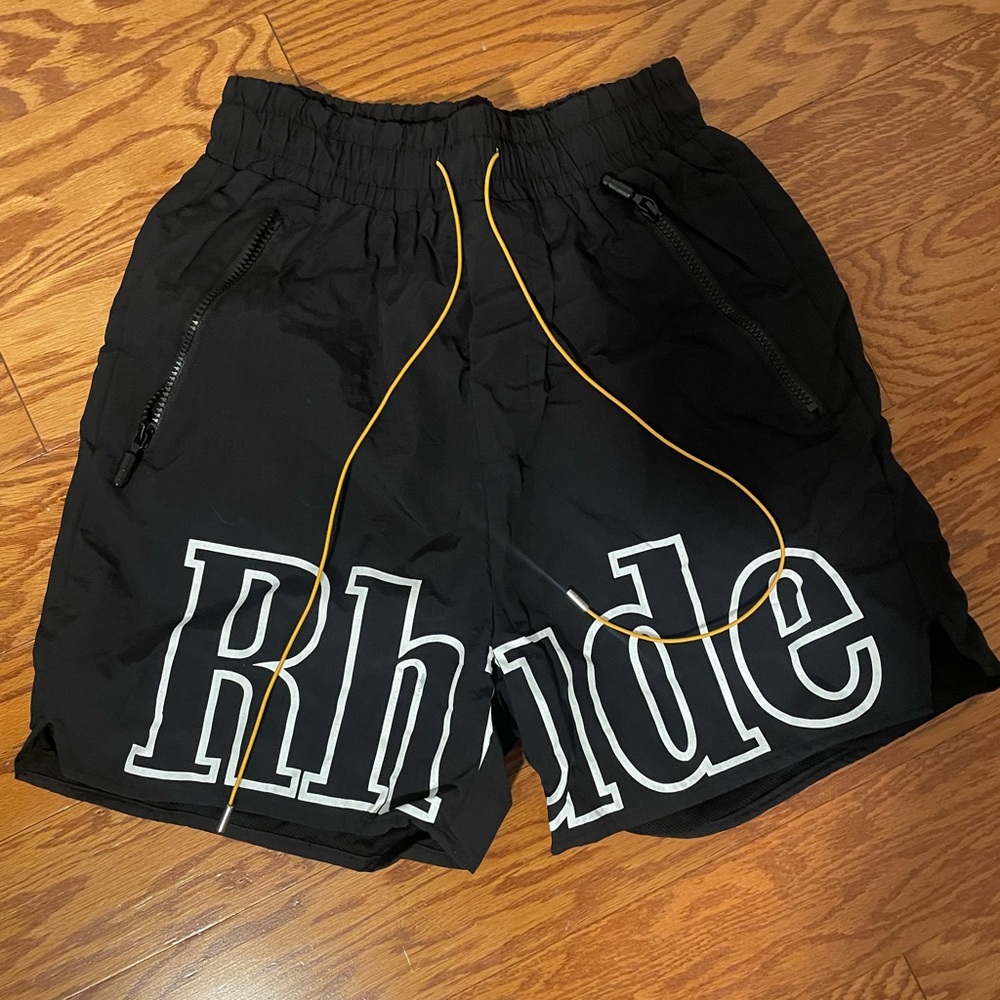 RHUDE shorts men size M